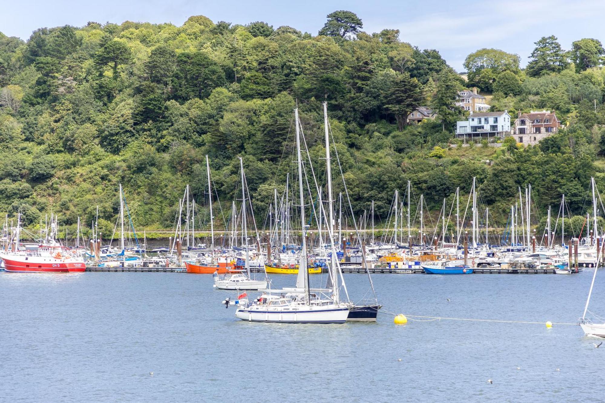 The Angel 1 Best Views In Dartmouth Exterior photo